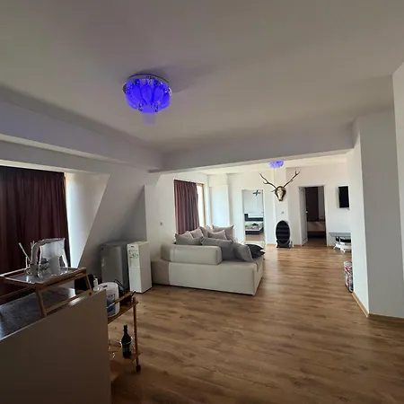 Luxury Attic Apartment, Centre, Two Big Terraces Apartamento *
