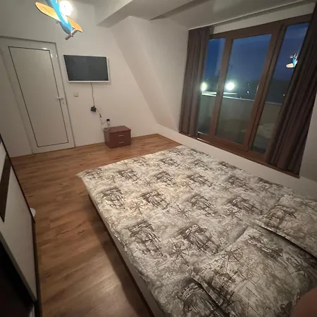 Apartamento Luxury Attic Apartment, Centre, Two Big Terraces Kazanlŭk