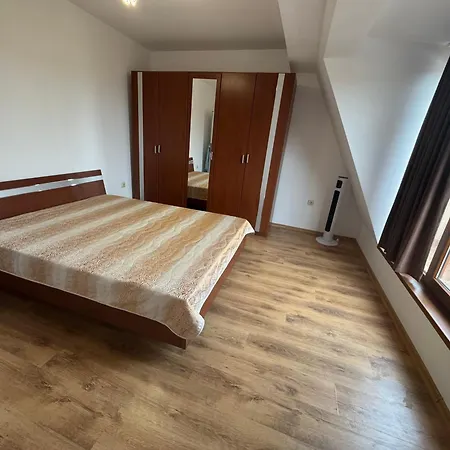 Luxury Attic Apartment, Centre, Two Big Terraces Apartamento Kazanlŭk