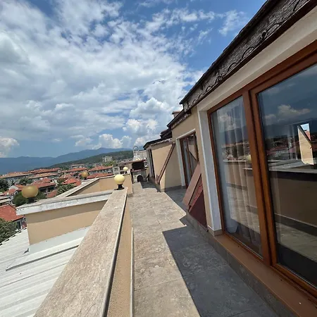 Luxury Attic Apartment, Centre, Two Big Terraces * Kazanlŭk